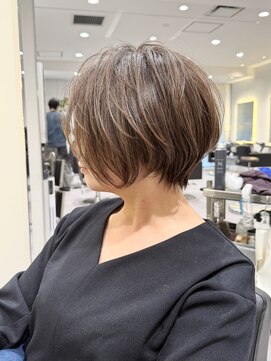 バンプ ギンザ(BUMP GINZA) 30代/40代/50代◎絶壁解消/白髪ぼかし/大人小顔ショート【湯本】