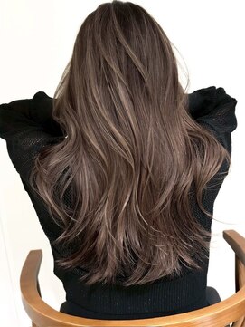 ジル ブラン 福岡(JIL BLAN) ハイライトカラー/ショートカット/レイヤーカット/福岡天神