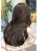 暗めラベンダーグレージュ ブリーチなし レイヤーカット