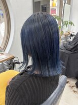 クラン 六甲道(Chlan)&nbsp;切りっぱなしミディ　ブリーチベースで作る  ディープブルー