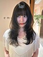 エミュ(emu) Olive × layer cut