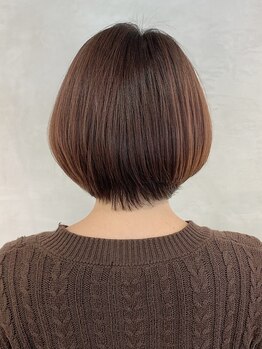 デザインフォーヘアー(De:sign for Hair)の写真/透明感溢れるイルミナグレイカラー◎"根元は白髪染め+毛先はイルミナ"等細かな使い分けでcolorを楽しんで♪