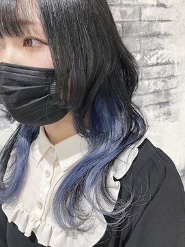 リアイス(Re:ICE) アイスブルーインナーカラーくびれミディアム