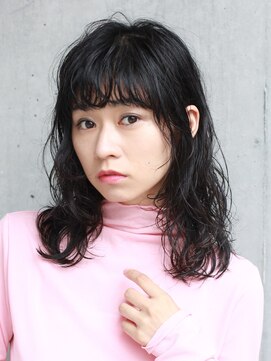 マイロ(mailo) 黒髪フロントレイヤーのウェーブヘア