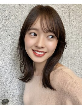 エマ ギンザ(EMMA GINZA) 愛されくびれミディアム　シナモンベージュカラー