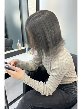 リア 大阪梅田(Ria) ～アッシュグレージュ～　【Ria 大阪 梅田】