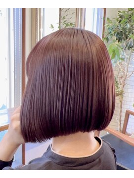 ココモ(cocomo) サラ艶ミニボブ