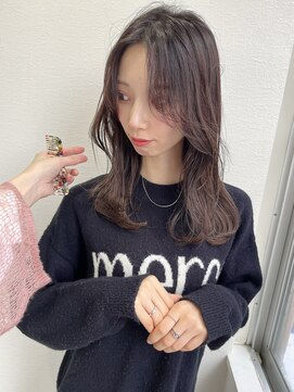 イト(ito.) ミディアムフェイスレイヤー