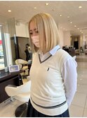 ブロンド_ハイトーン_ケアブリーチ_切りっぱなし