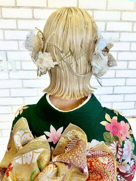 アッシュ 十日市場店(Ash) 成人式アップスタイル