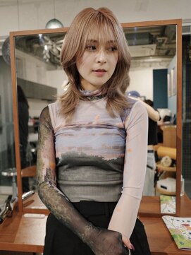 ヨー(Yoh-) 【ミディアムレイヤー/中里千尋】ウルフ/ミディアムウルフ/韓国