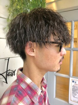 アナヘアー(ANNAHAIR)の写真/【龍ヶ崎市駅徒歩5分】ツイスト/スパイラルパーマ等、貴方だけの似合わせstyleでカッコよくキマる