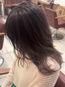 ノーム 横浜(NORM) グレージュカラー　ハイライト