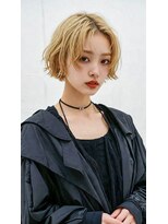 コートフィールエー(CO_T feel.a) 透けるハイトーン×無造作ウェーブで垢抜けショートボブ