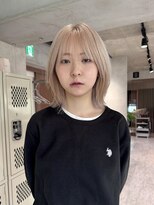 パーク(PAAQ) ダブルカラー&ブリーチ/ホワイトベージュ/ウルフボブ