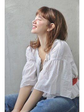 アスター(astar) 【Astar】ラフカールミディアム シースルー 大人かわいい ロブ