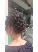 編み込みリボンヘアー