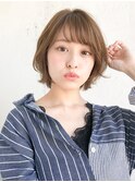 赤みを消したベージュスタイル