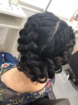 レディスペヘアー(redispe hair) 編みこみアレンジ【名古屋駅・名駅】