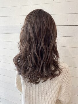 ルノン フィージュ(LUNON fieju) 【LUNON fieju】くすみベージュ×セミロング