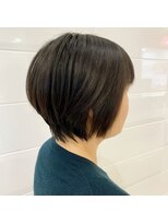 ゼル イオンタウン名西(ZELE)&nbsp;大人ショートボブスタイル