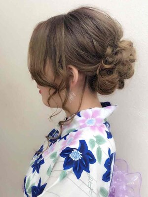 お得価格で、カジュアル～盛りヘアーまで全てamiで叶います★オープン前のお時間でもお電話にてご相談可◎