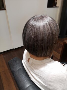 アンシャンテ(ENCHANT) ただならぬグレーヘアー