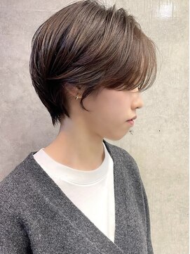 ロータス(Lotus) 美シルエットショート　担当カタダ　【堀江】