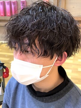 ロビー(LOBBY) 『LOBBY』小木曽　長めバング×ツイストスパイラル