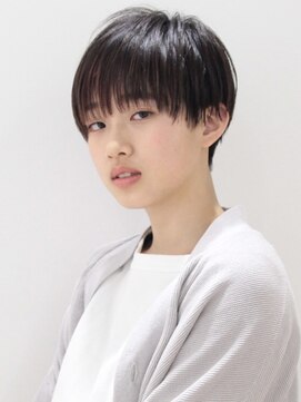 コクーン(Cocoon) タイトマッシュ#黒髪#ボブルフ#小顔#ネビージュ#ワンレン