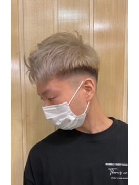 シェイプスヘアデザイン 上三川店(Shape's hair design) 【２ブリーチ】メンズ・ホワイトブロンド