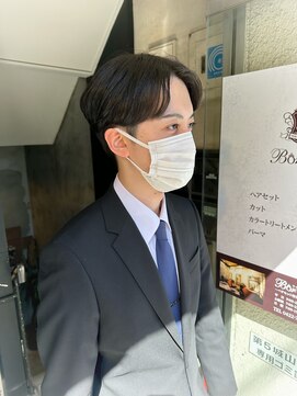 ブーミー(Bor mee) 【Bormee】センターパート　就活　面接　ナチュラルアレンジ