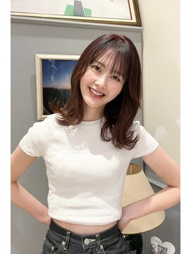 ビュートリアム 梅田(BEAUTRIUM) レッドブラウン/外ハネ/シースルーバング/レイヤー/ミディアム