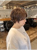 コテ巻きパーマ風ショート