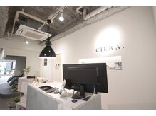 シエラ 南船場(CIERA.)の雰囲気（スタイリッシュな店内デザイン【インナーカラー/ハイライト】）