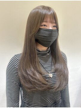 バイオレット ナゴヤ(Violet Nagoya) レイヤーカット ロングレイヤー ワンカール オリーブベージュ