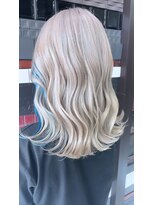 デザインサロンリア(design salon Lia)&nbsp;ホワイトブロンド×水色