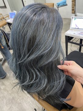 プライズ アイリス 池袋東口店(prize Iris) 白髪ぼかしハイライト派手カラー池袋