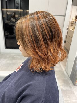 アリュア(Allure) 暖色カラーでバレイヤージュ