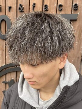 ヘアアンドフェイス ルースト(hair&face ROOST) MEN'S HAIR/ツイストパーマ/円町/北野白梅町