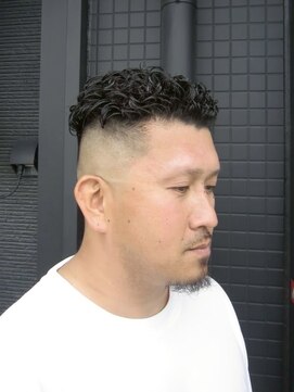 アストロ(ASTRO) スキンフェード×ツイストスパイラル