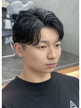 デュー 栄(DEW) 【DEW】カルマパーマ/フェザーショート/センターパート