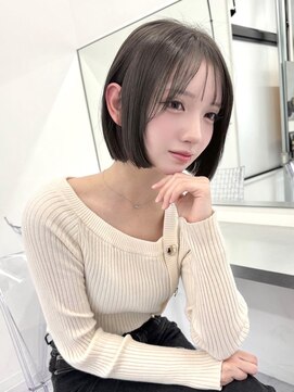 ヴィヴィー 福岡天神店(VIVIE) イノアカラーの透明感ベージュボブ