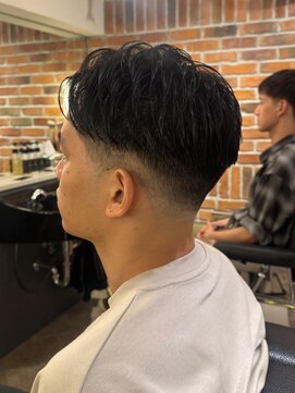 トルクアンドデイジー 武蔵小杉(Torque&Daisy) フェード/ツーブロック/メンズ/眉毛/パーマ/武蔵小杉