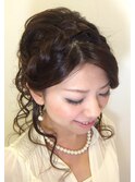 ブリエ☆結婚式スタイル☆ 後れ毛あり 編み込み下めのアップ