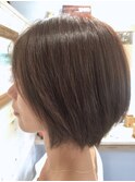 ショートボブ