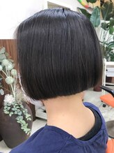 ヘアスタジオ クア hairstudio KUR ぱつんストレートボブ