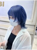 ウルフカット ネイビーブルー 外ハネ