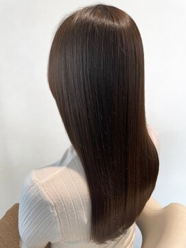 美容室フルール 20代30代40代ストレートアッシュベージュ髪質改善艶感カラー