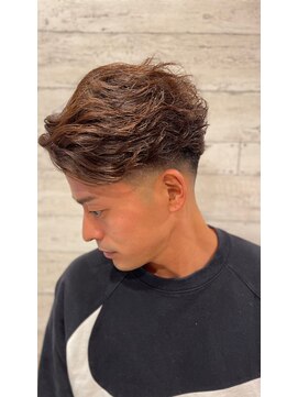 銀座マツナガ 神田店 20代30代メンズスパイラルパーマワイルドオシャレ感アッシュ